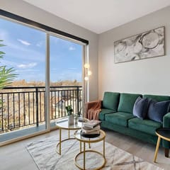 DT, UMN, New 1BD GYM, Rooftop, Free Parking