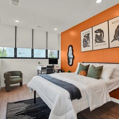 Stylish 2BR Suite OTR, Gym, Pool Downtown Access
