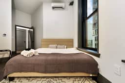 Comfortable 2BR — Conveni - Image 4