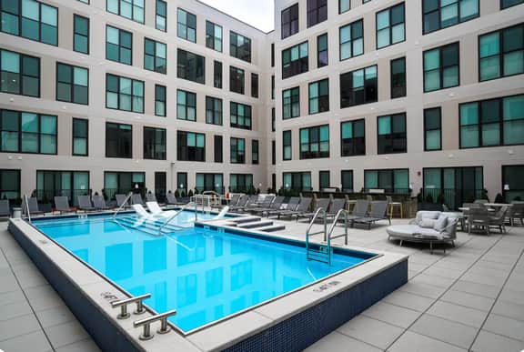 Stylish 2BR Suite OTR, Gym, Pool Downtown Access