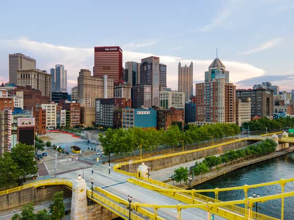 Downtown Pittsburgh Central Retreat