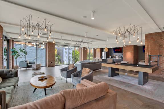 Modern 1BR CIN Suite | Pool, Gym - Image 2