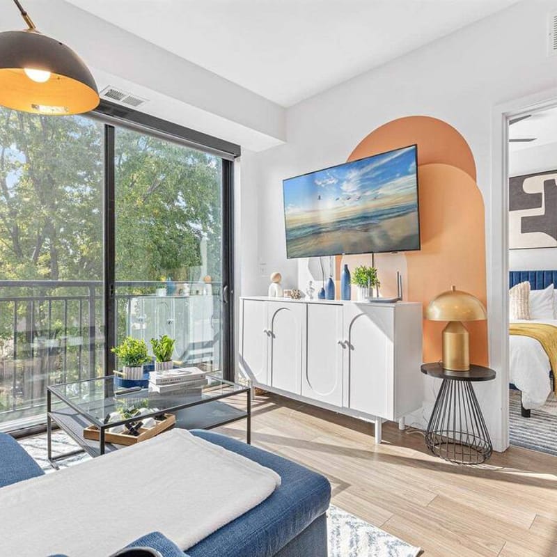 Modern 1BD Near DT & UMN Gym Street Parking